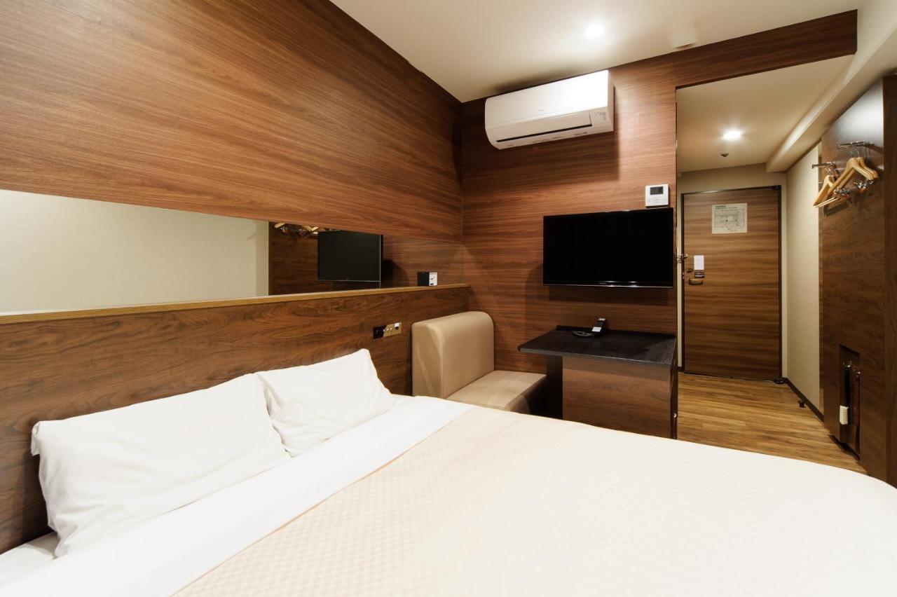 Osaka Fujiya Hotel Exterior photo